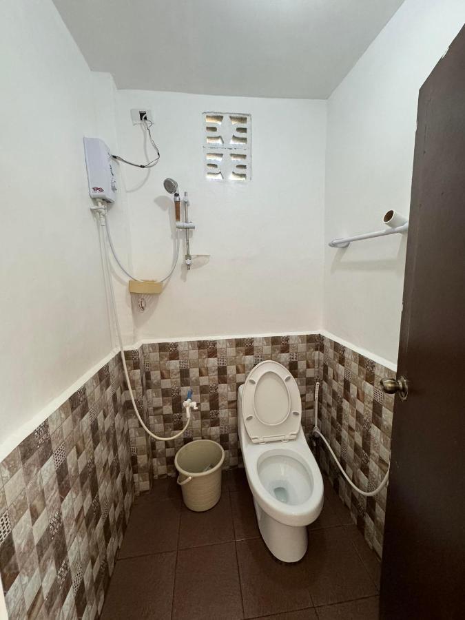 Alona Bohol Backpackers Hostel Panglao-stad Buitenkant foto